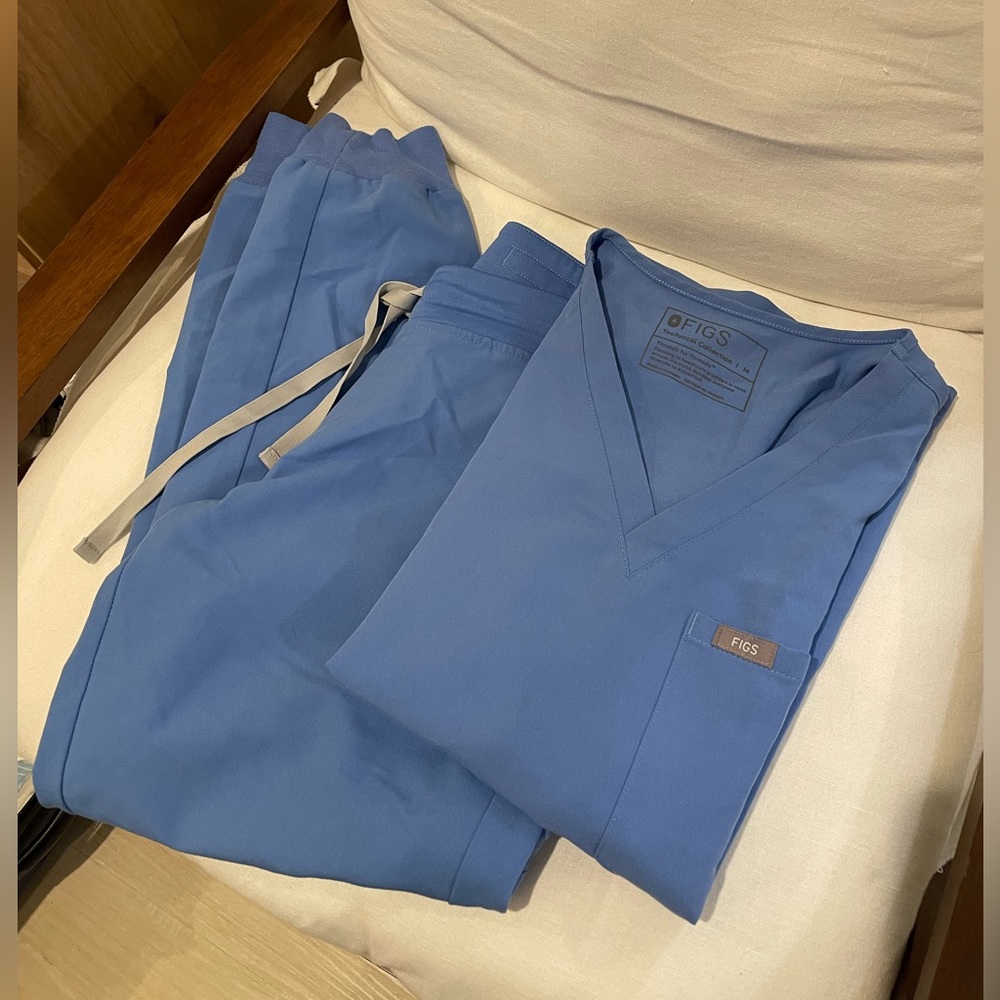 Bundle of 2 sets of Figs Scrubs